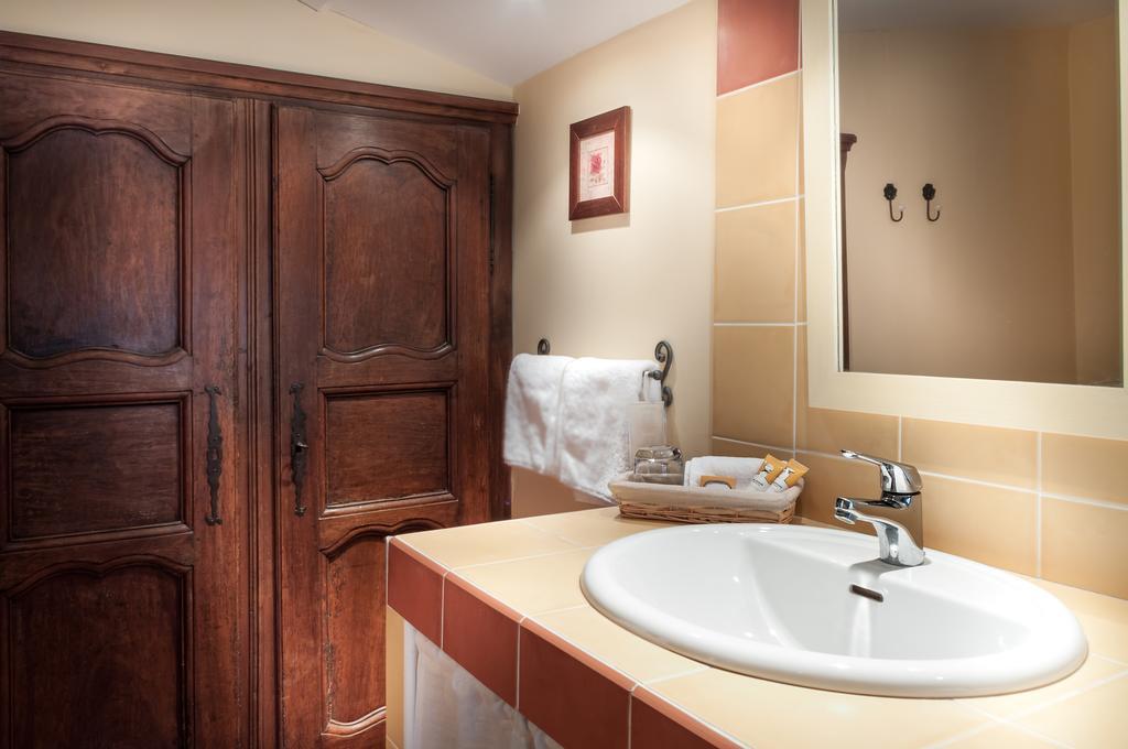 Bed and Breakfast Le Clos Des Canebiers Грасс Номер фото