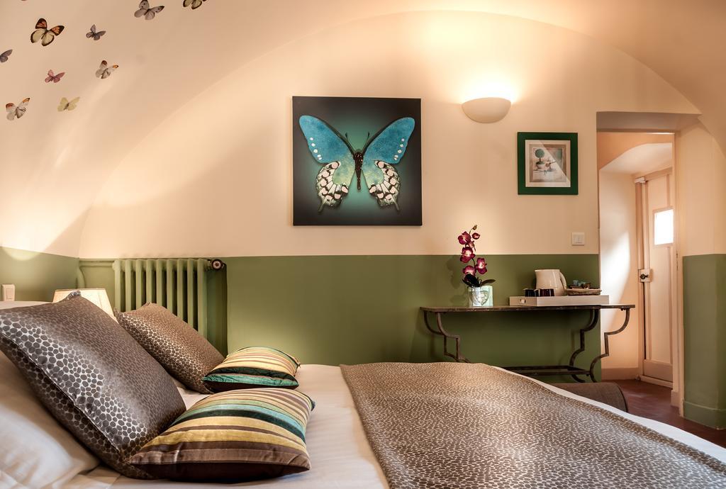 Bed and Breakfast Le Clos Des Canebiers Грасс Номер фото