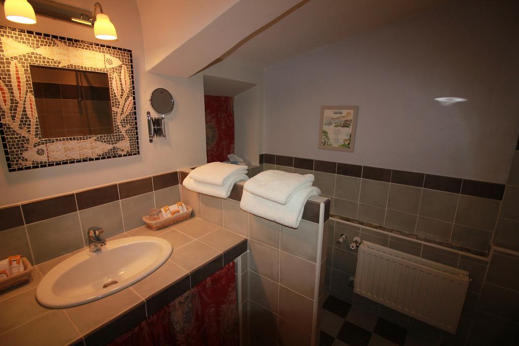 Bed and Breakfast Le Clos Des Canebiers Грасс Экстерьер фото